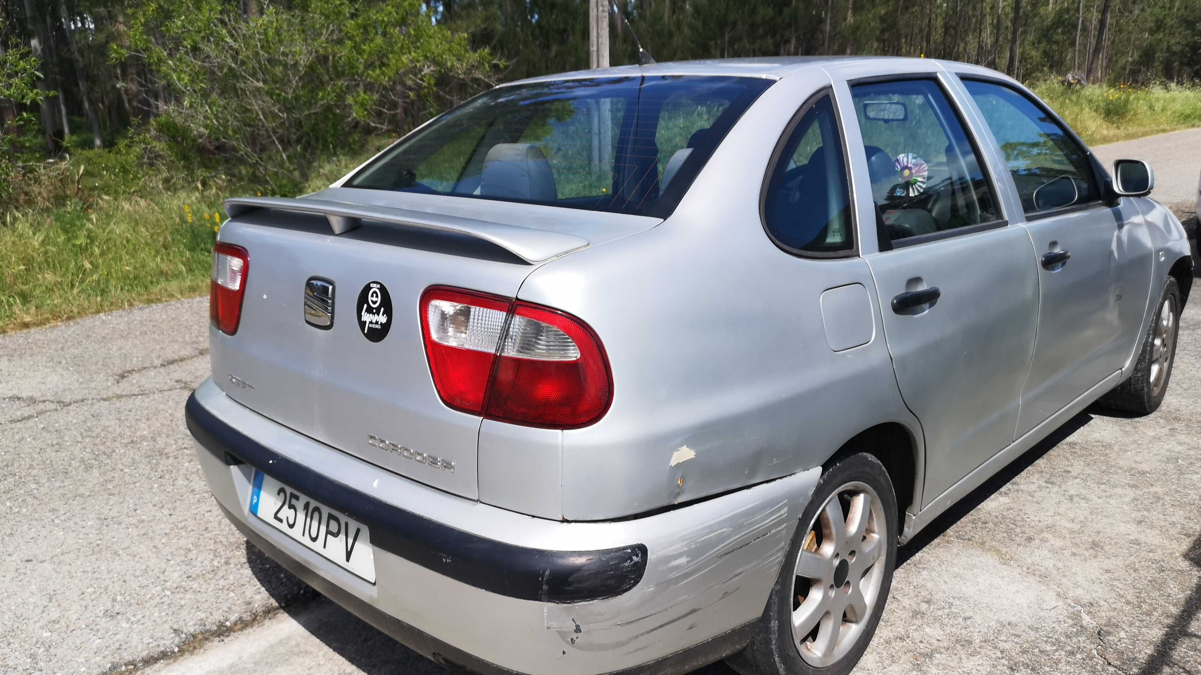 Vendo carro usado