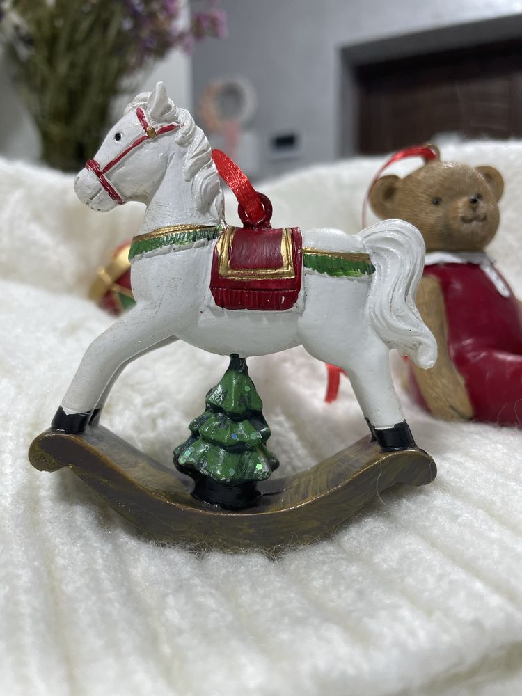 Новогодние игрушки оригинальные