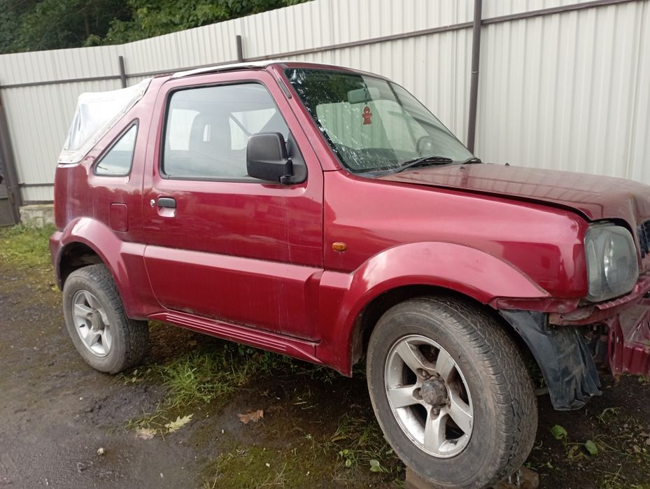Suzuki jimny 2006 запчастини