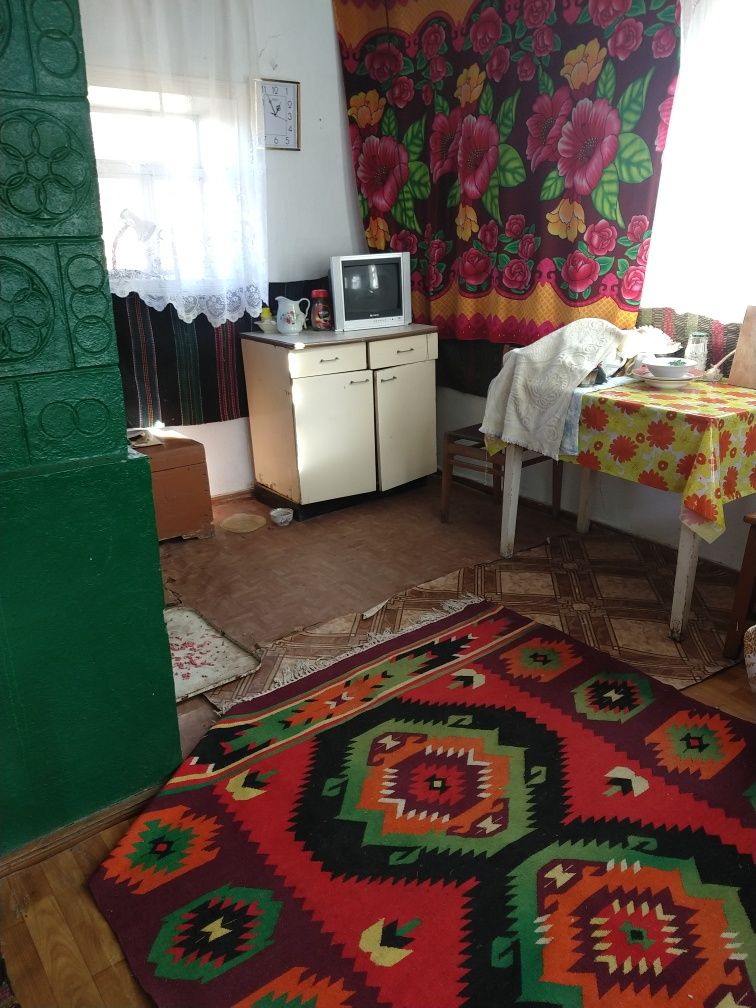 Продам дом в селе Яривка Хотинского р-на