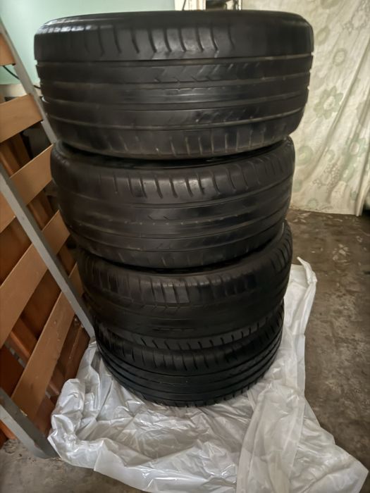 Pneus good year efficient grip 255 45 r18