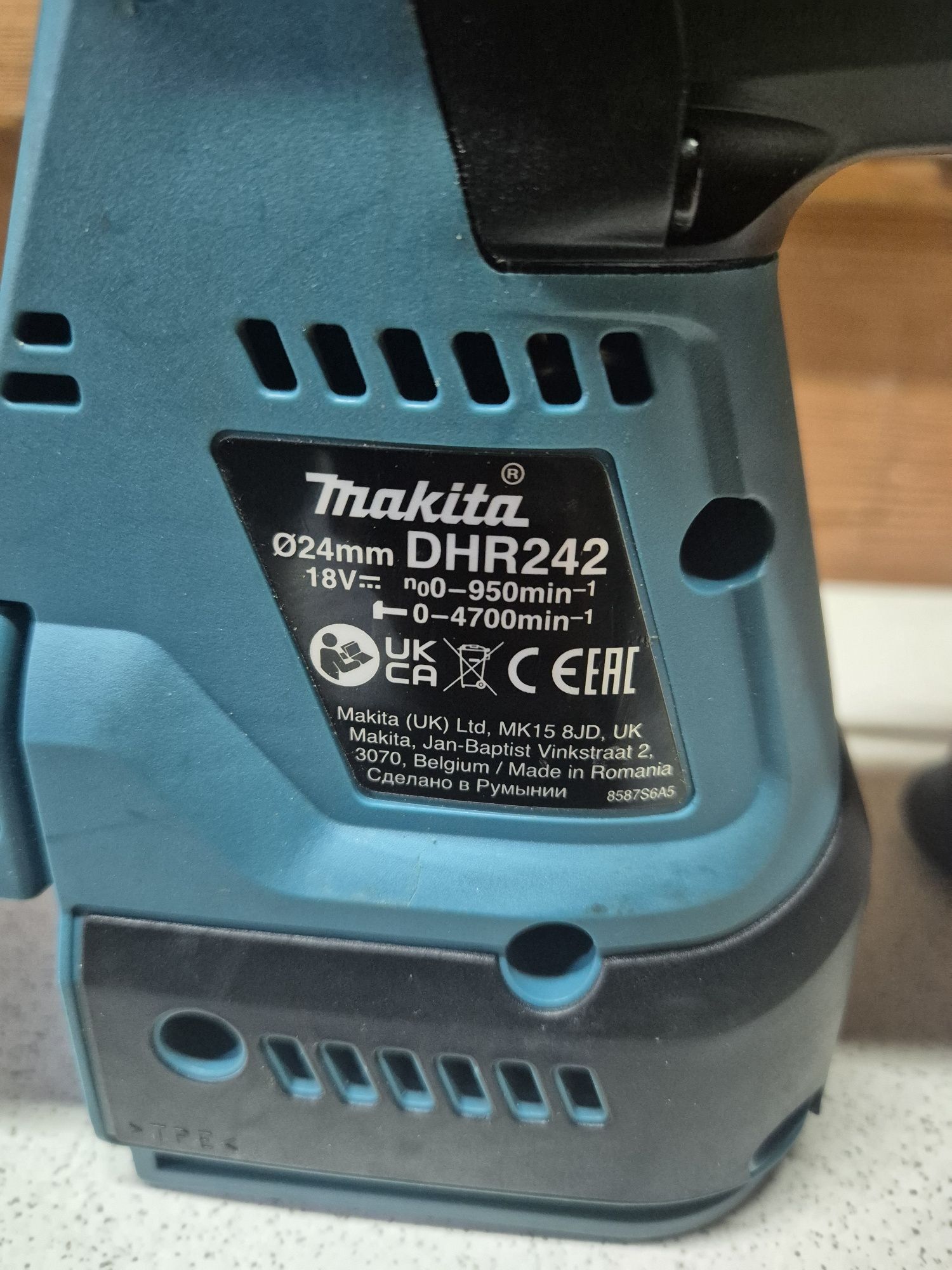 Makita Młotowiertarka SDS Aku