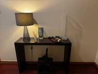 Consola em wengue