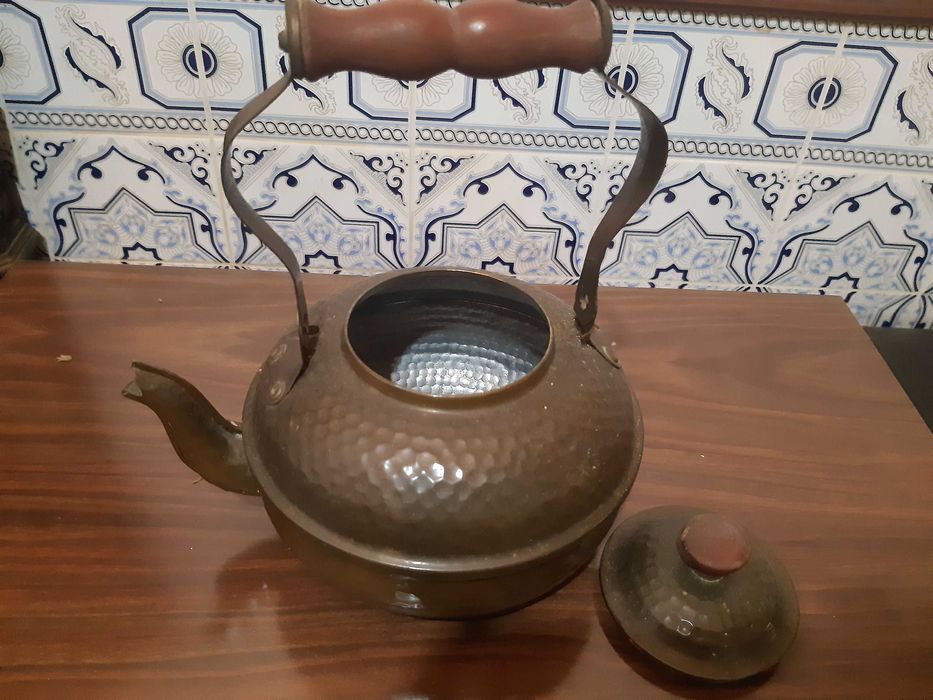 Chaleira latão vintage, nunca usada