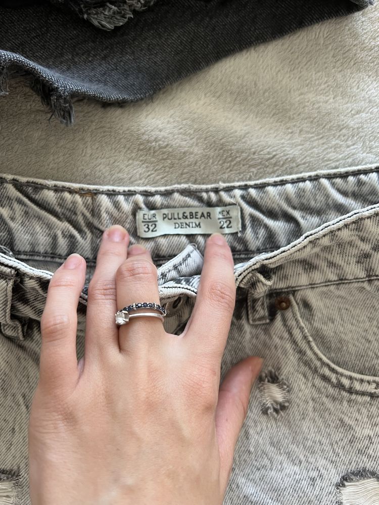 Шорти pull&bear 32