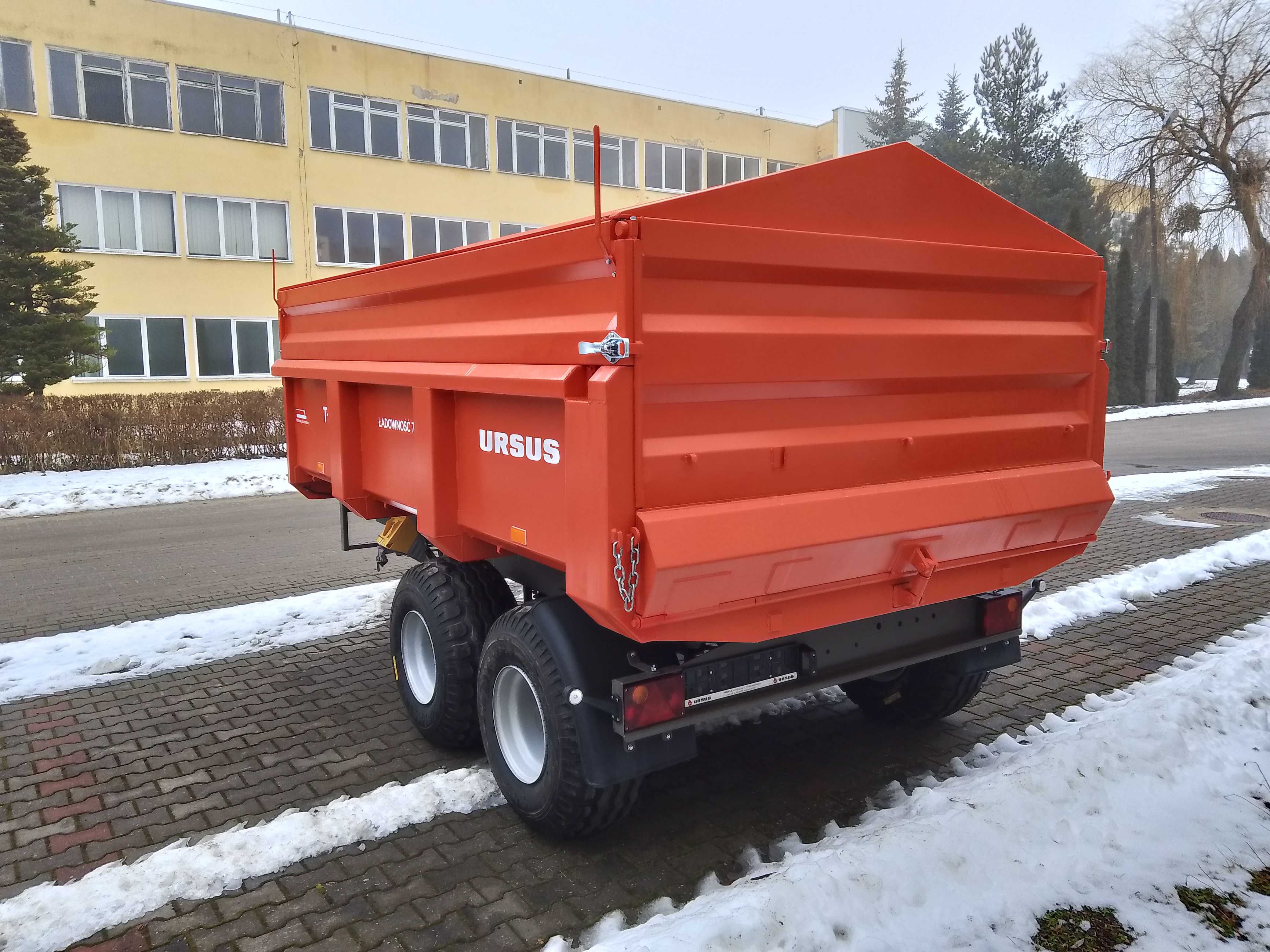 Przyczepa skorupowa, budowlana T-041 7 ton