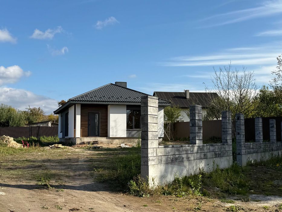 Сучасний будинок у с. Колоденка, 80 м², 10 соток
