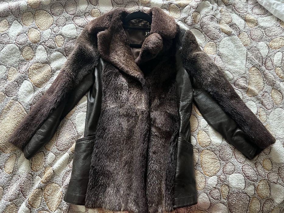 Продам новую шубу из натурального меха и кожи