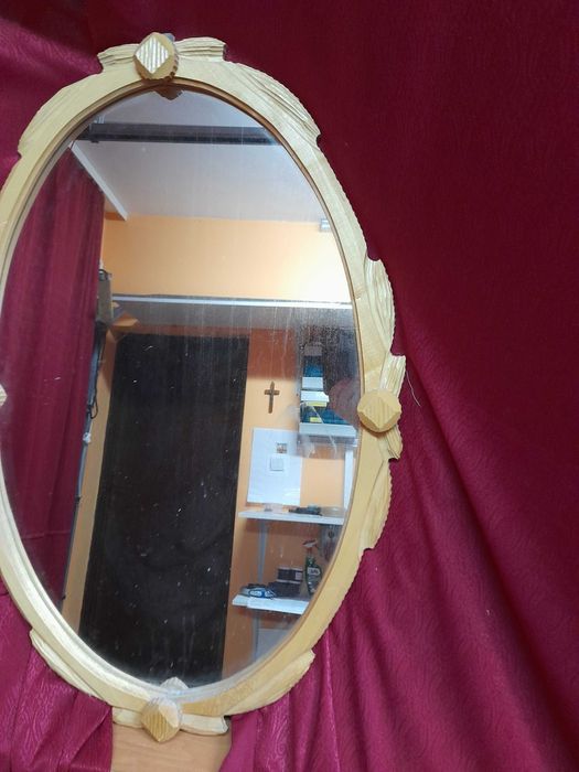 Sprzedam tanio lustro do przedpokoju