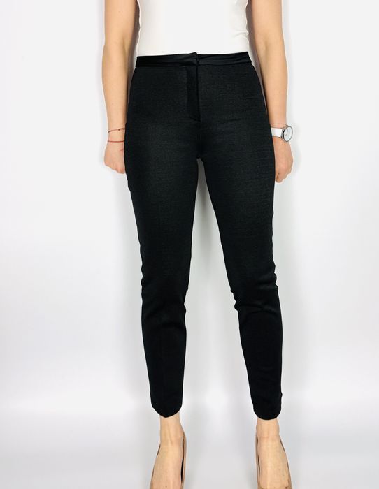 Czarne połyskujące spodnie slim XS 34 H&M