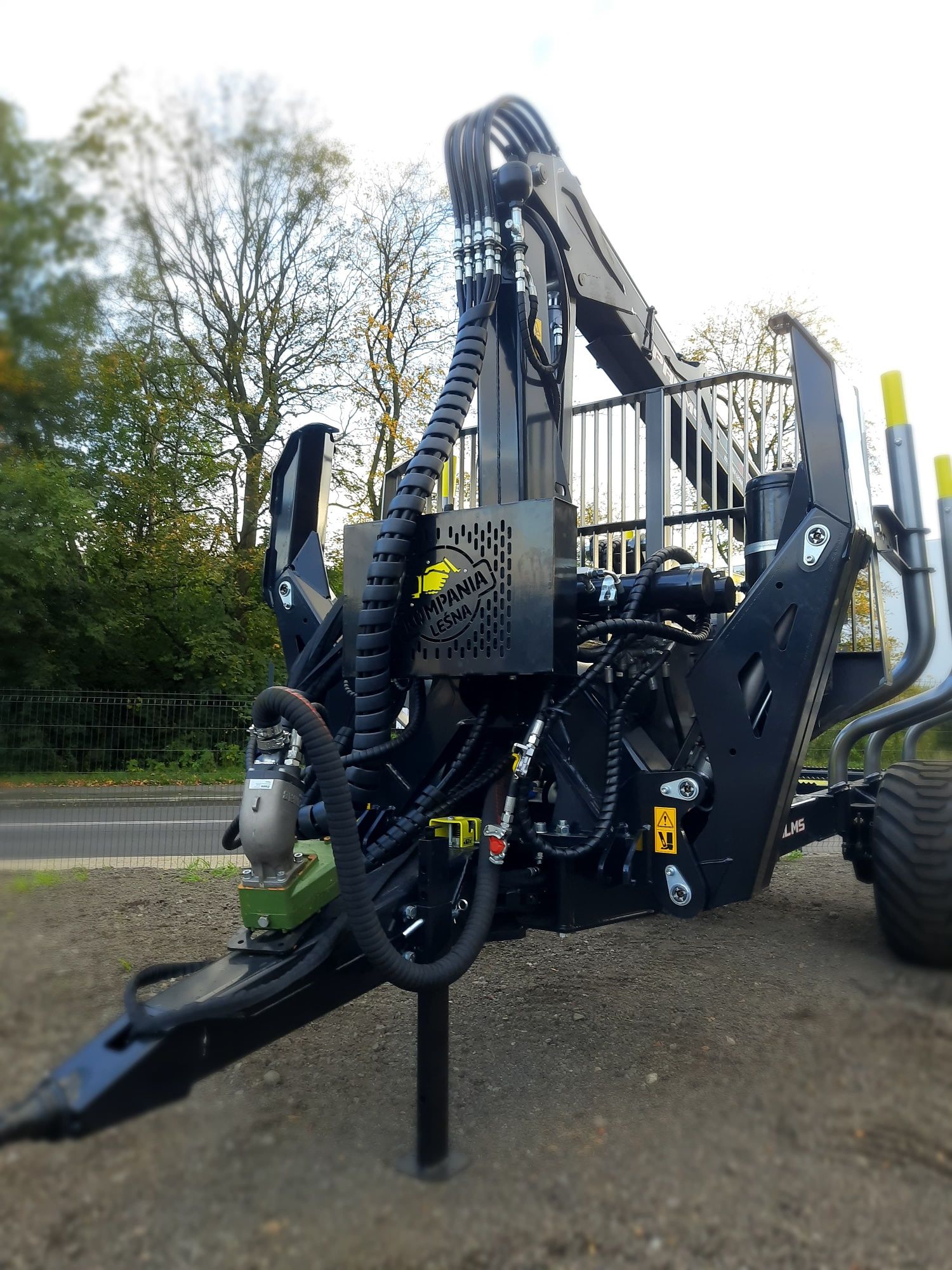 119 500 netto PRZYCZEPA ZRYWKOWA LEŚNA PALMS 10D 5.75 Zestaw zrywkowy