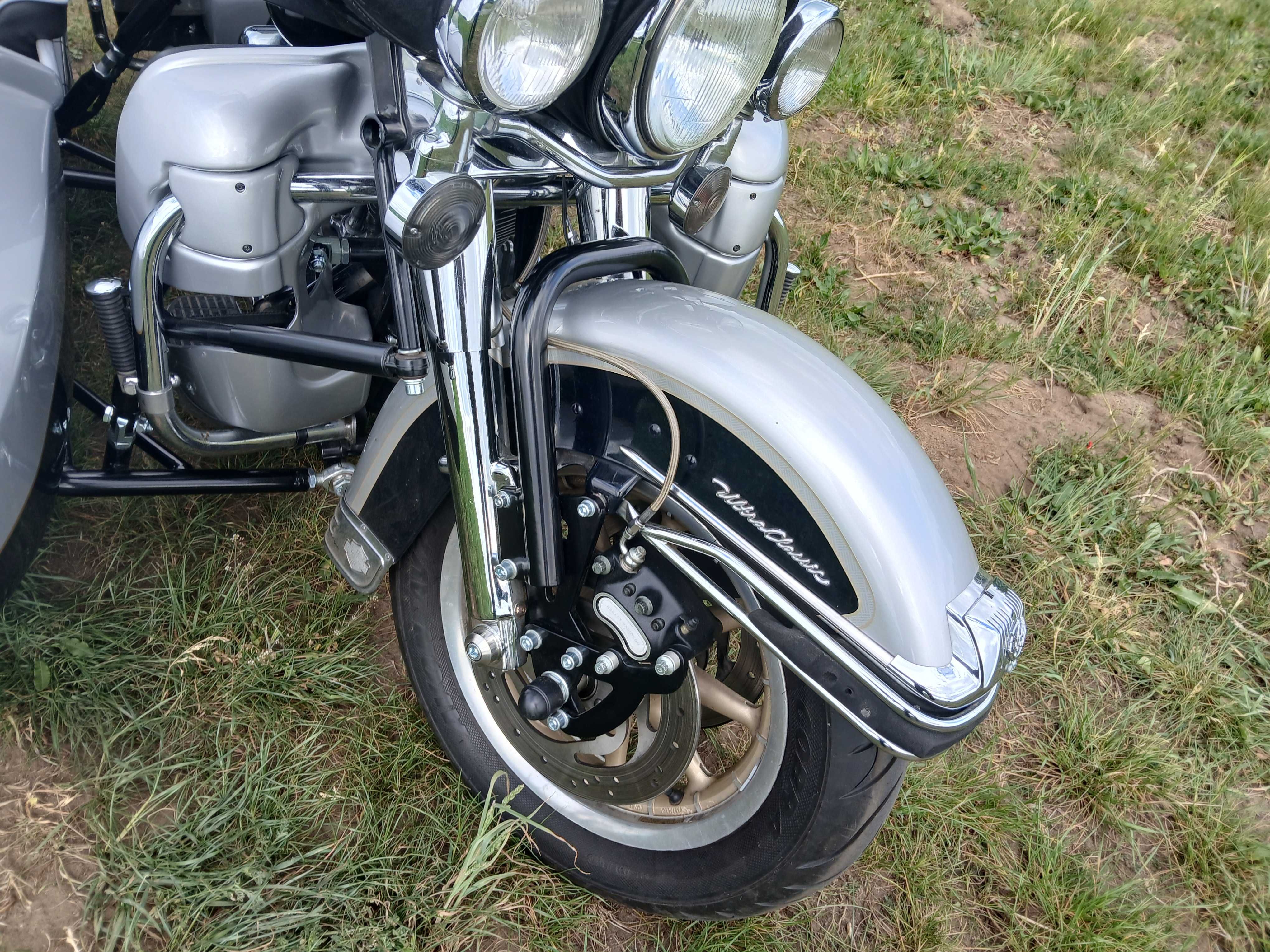 Harley Davidson Electra  z 2003r na 100 lat z koszem, wózkiem, sidecar