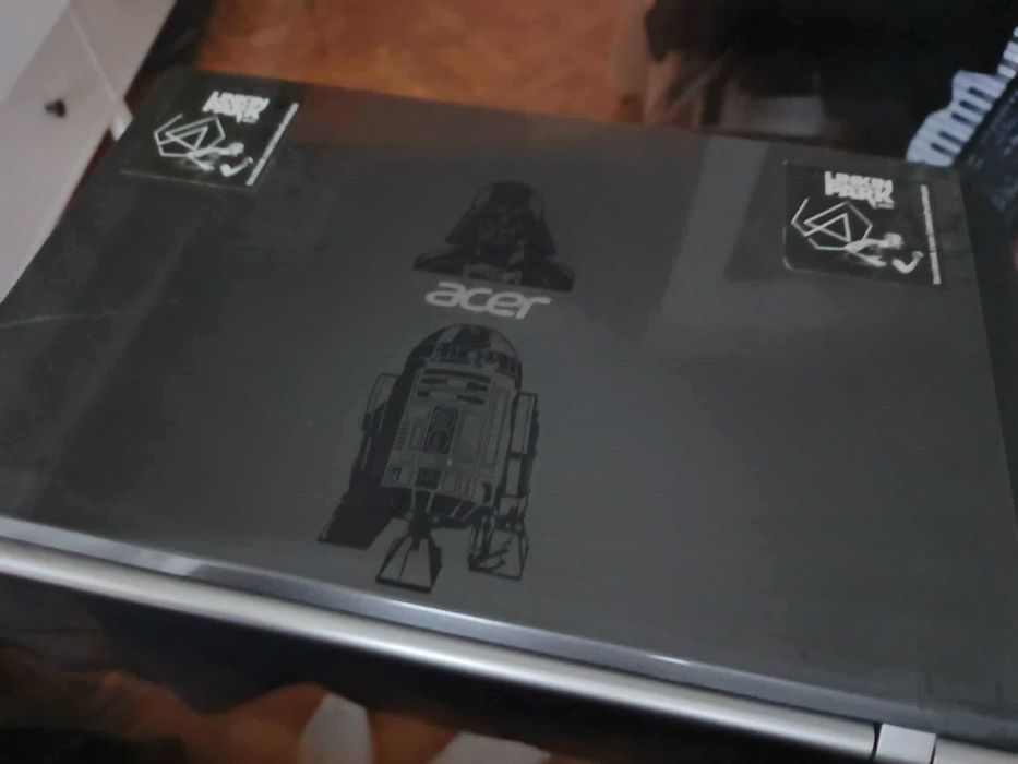 Laptop Acer Aspire v3 731g