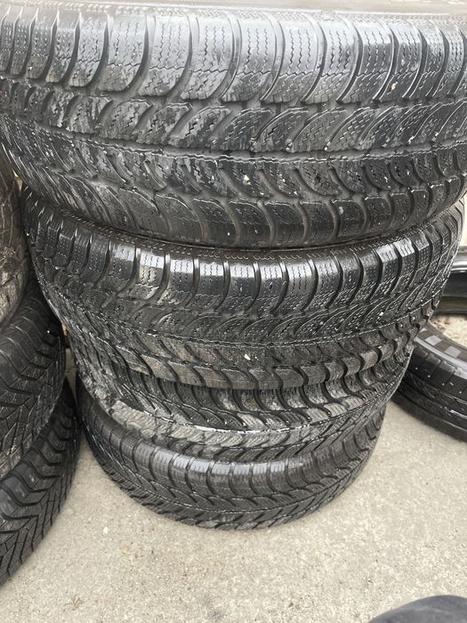 Opony używane zimowe 15 /65 / 195 / komplet 4szt/ M+S Debica Frigo