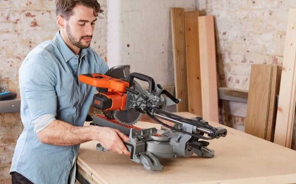 Piła ukośnica Black&Decker 2100 W + Darmowa ekspresowa wysyłka HIT!