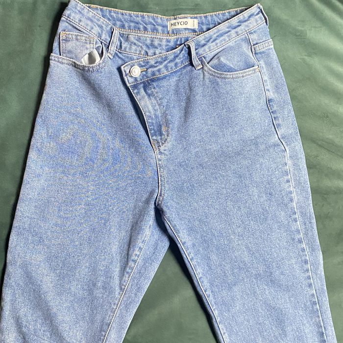 Джинси жіночі.