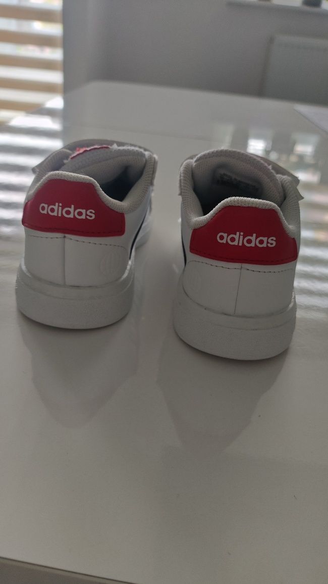 Buciki dziecięce adidas