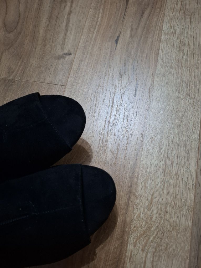 Czarne botki open toe zamek sandaly 38