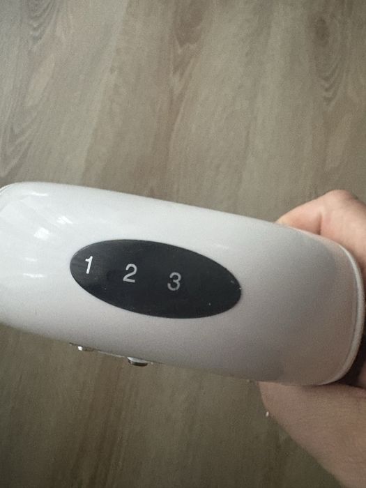 Masażer impulsowy kręgosłupa szyjnego