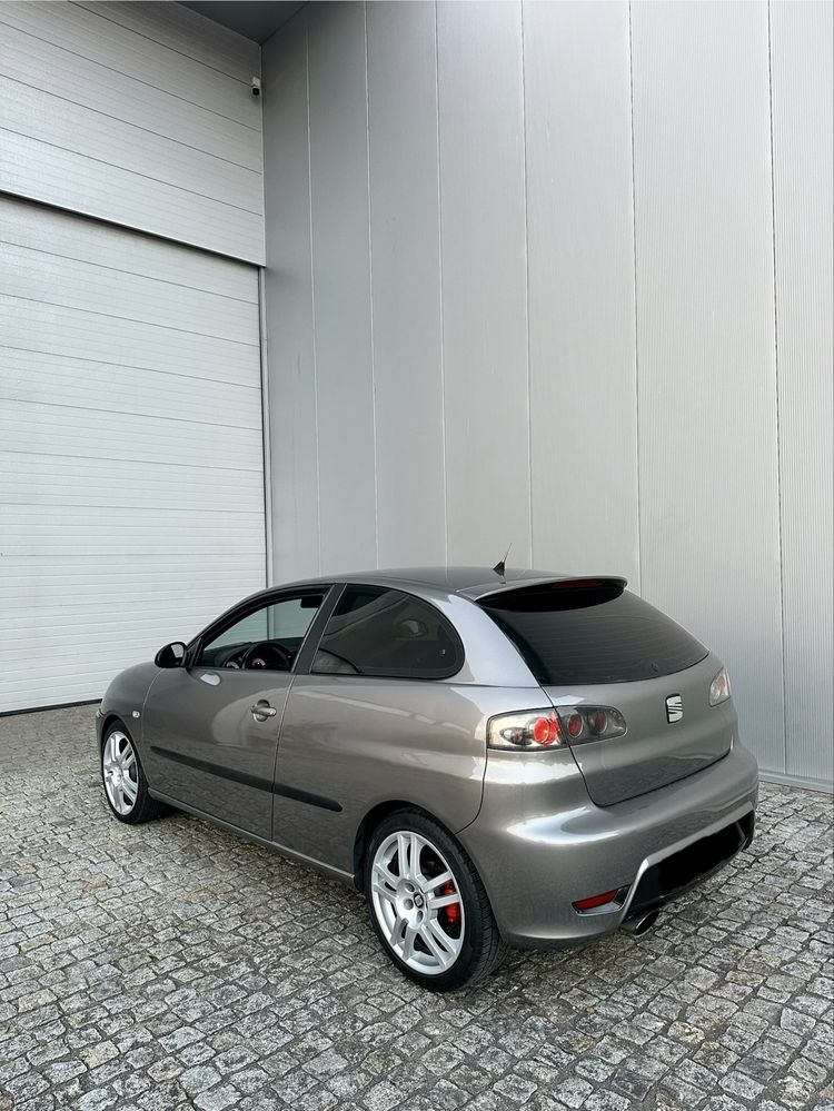 Seat ibiza Cupra PD160 ( trato de credito )