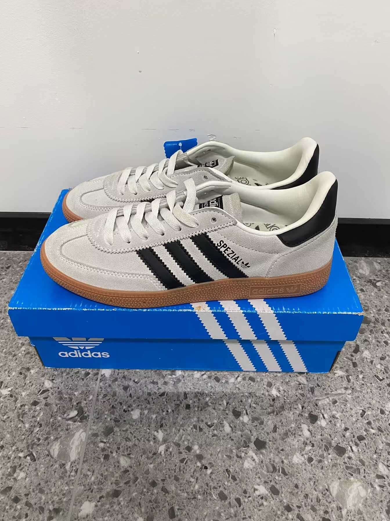 Adidas Handball Spezial Aluminum Core Black 38