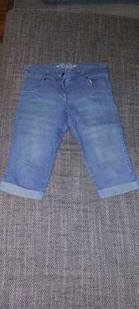 Letnie szorty bermudy firmy Cherokee 10 -11 lat 146 cm wzrostu Jeans