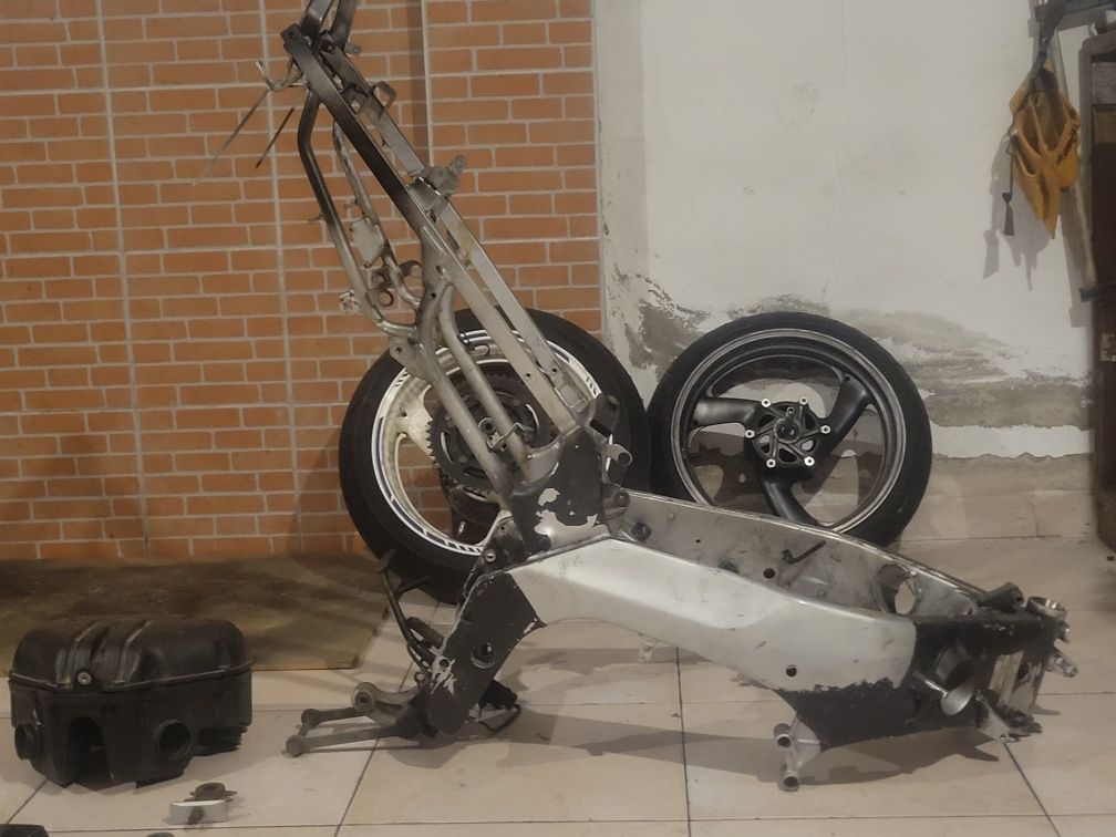 Peçaz Yamaha Thundercat 600