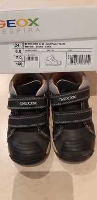 Bota de menino número 24 Geox