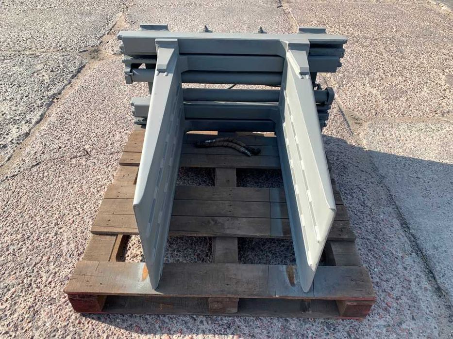 Захват бічний для ТЮКів. Розкриття лап 180 см, мінімальне 50 см.