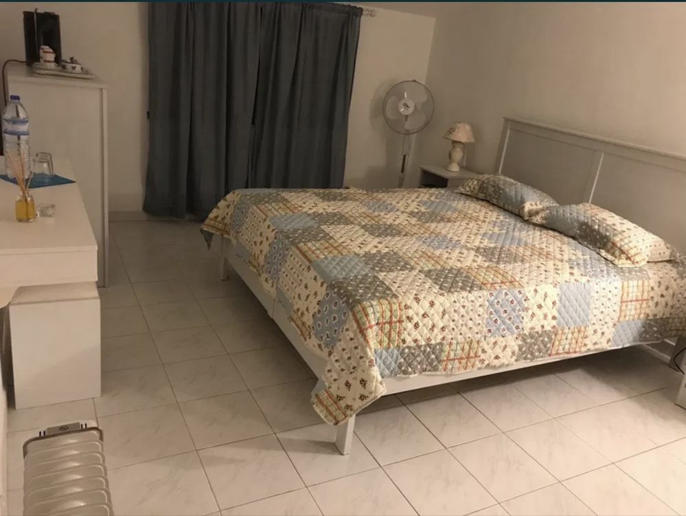 Moradia bi-familiar, T2 e T1+1 Vista Serra Arràbida, jardim 500m²