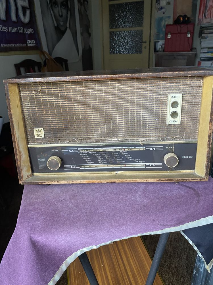 Radio antigo King