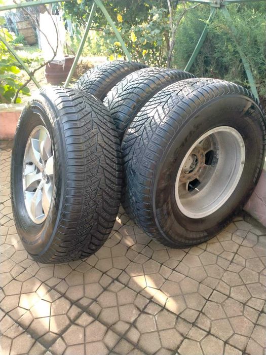 Комплект всесезонных шин R16