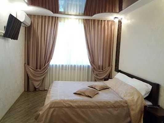 Квартира Подобово, Погодинно в центрi мiста. Ремонт. WI-FI.