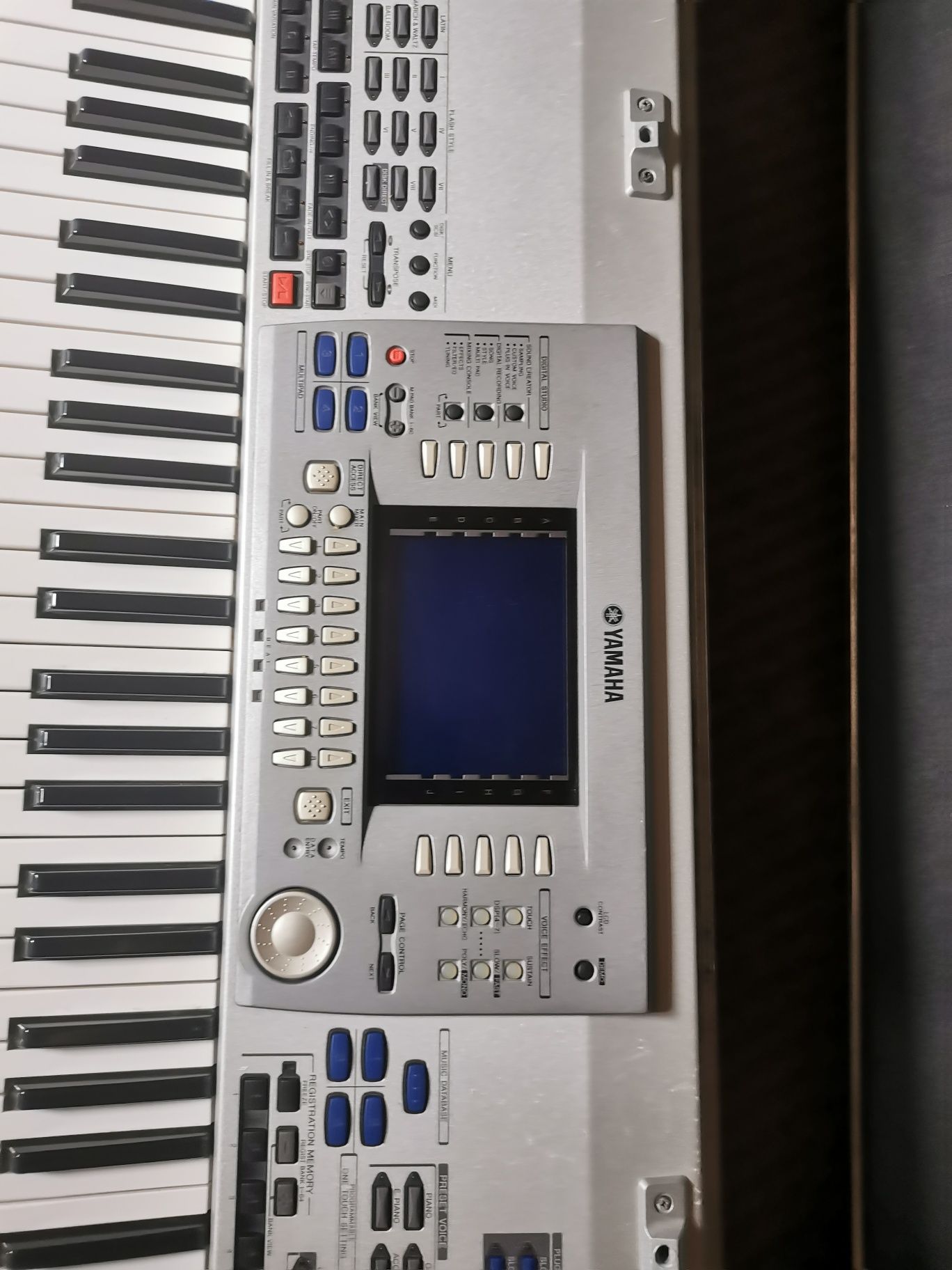 Yamaha psr 9000 pro  hd