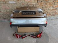 Lexus IS 2013- Кришка багажника бампер ліхтарі РОЗБОРКА 6440153291