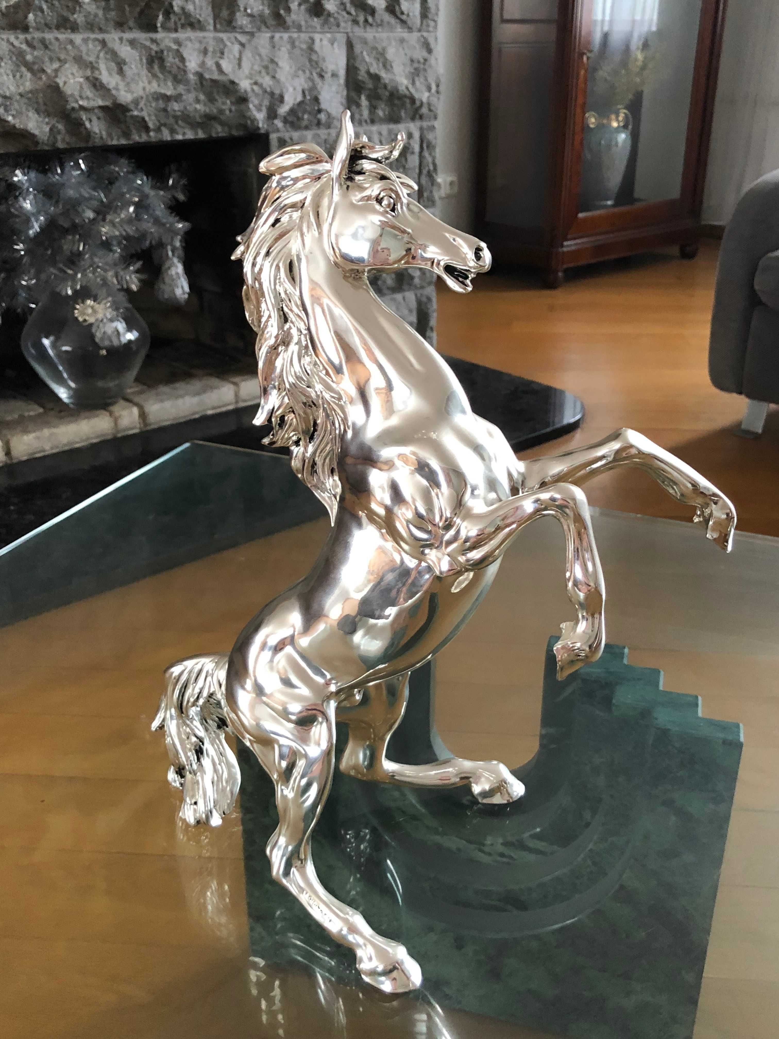 статуэтка лошадь покрыто серебро 925 Италия