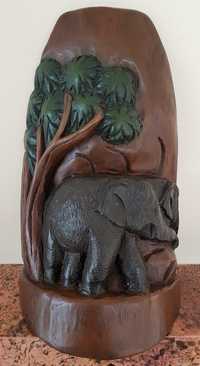 słoń rzeźba drewno tekowe polichromia słonie z Birmy