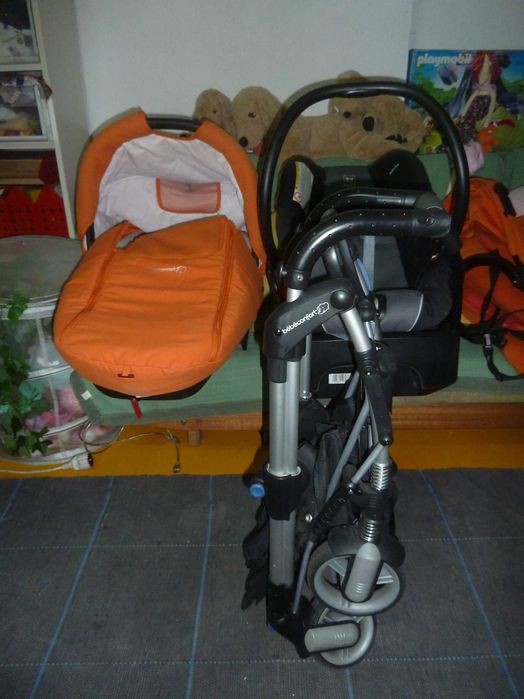 Carrinho de passeio, alcofa e cadeira auto 0+