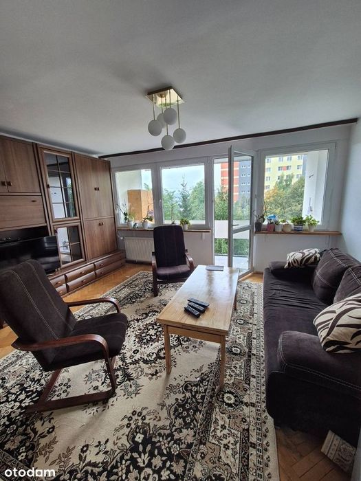 Wynajmę przestronne 3 pokojowe mieszkanie