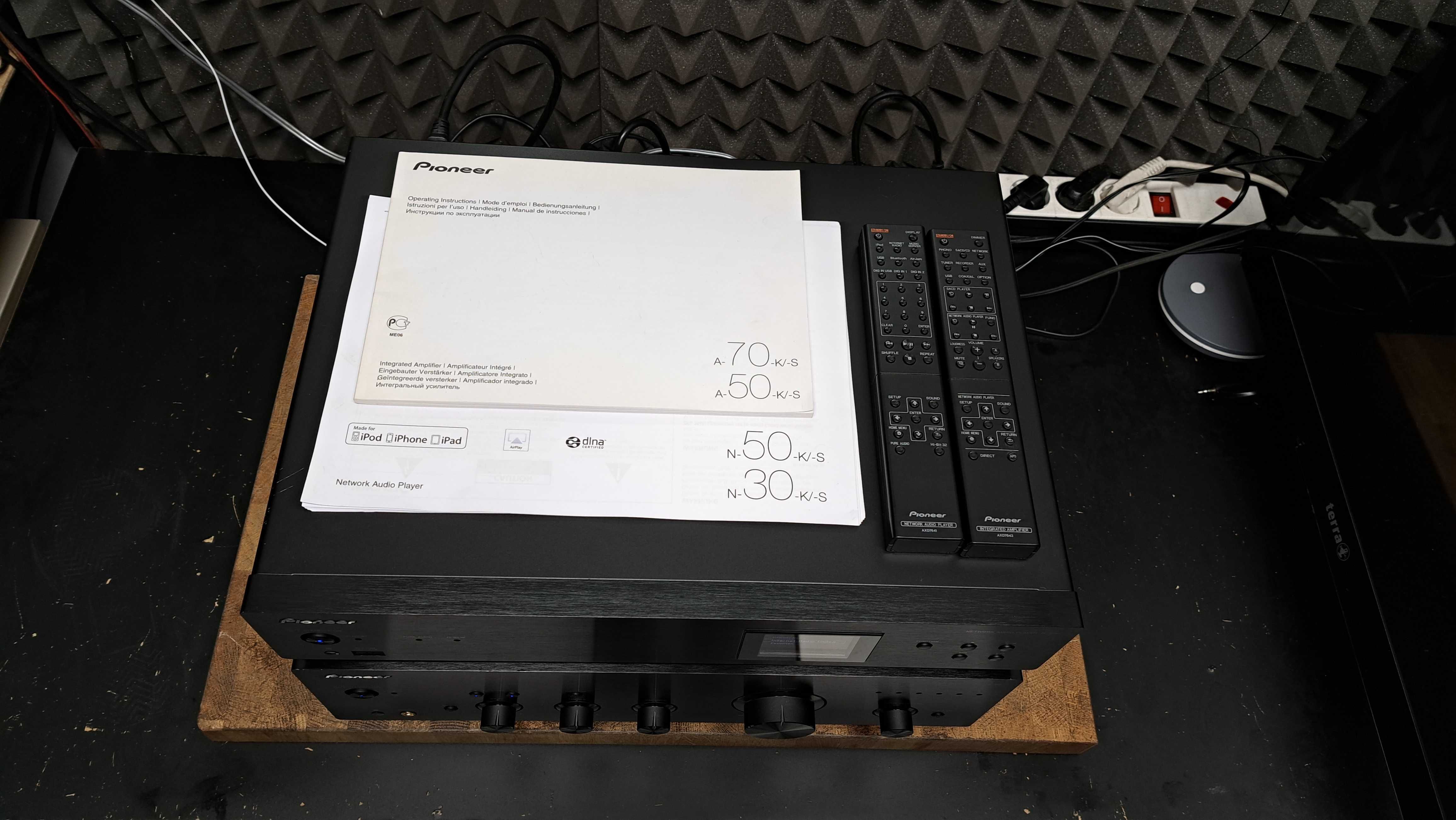 Wzmacniacz Pioneer A-50-K z pilotem