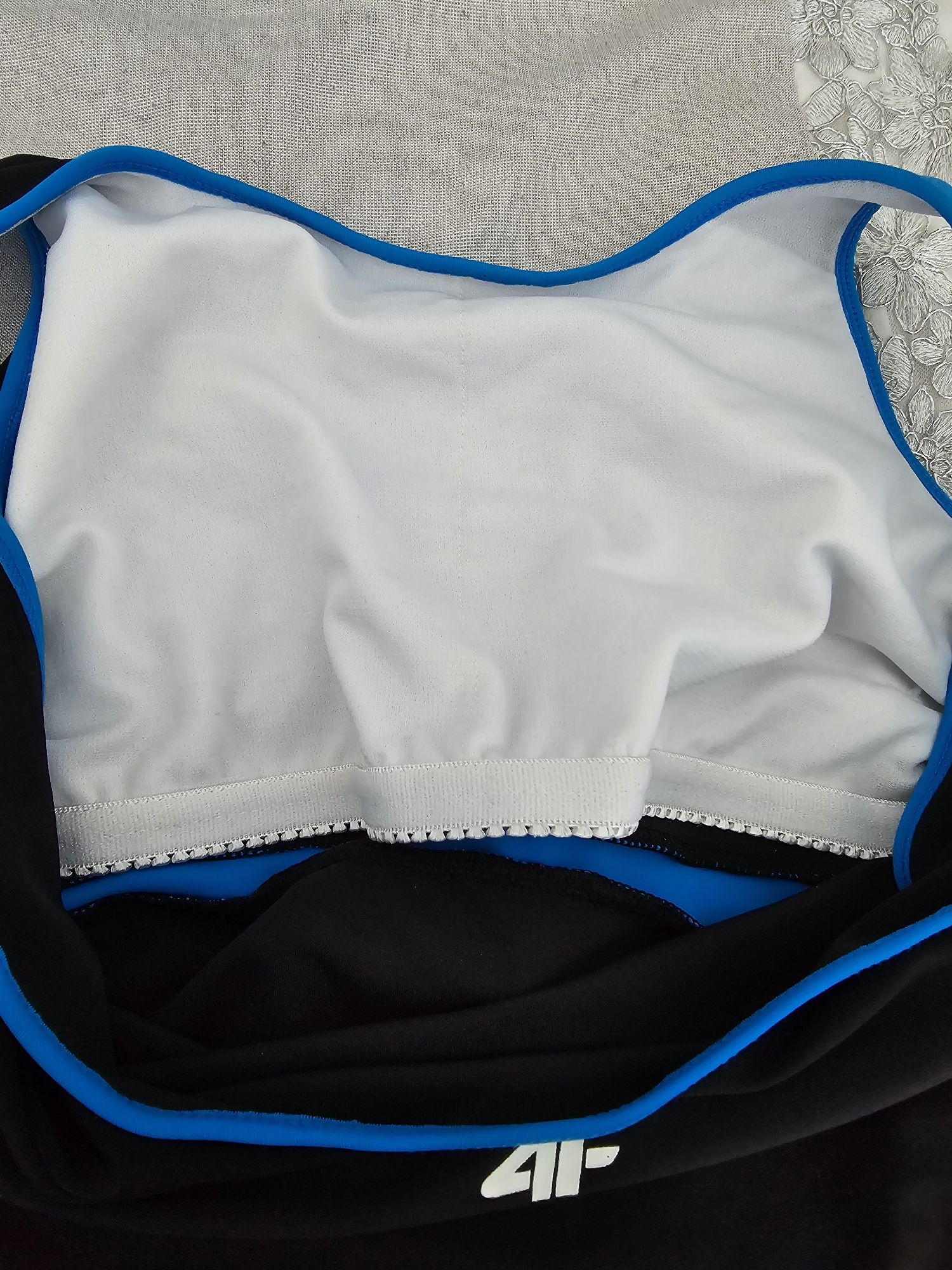Strój kąpielowy jednoczęściowy damski 4F rozmiar S  sportowych jak now