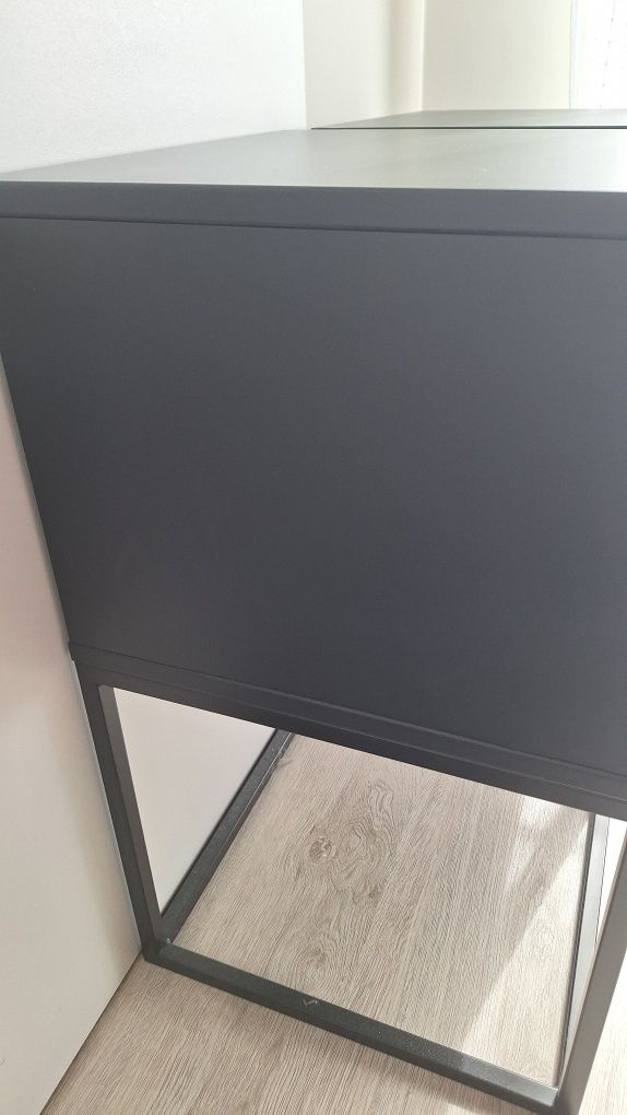 Szafki nocne Vikhammer IKEA