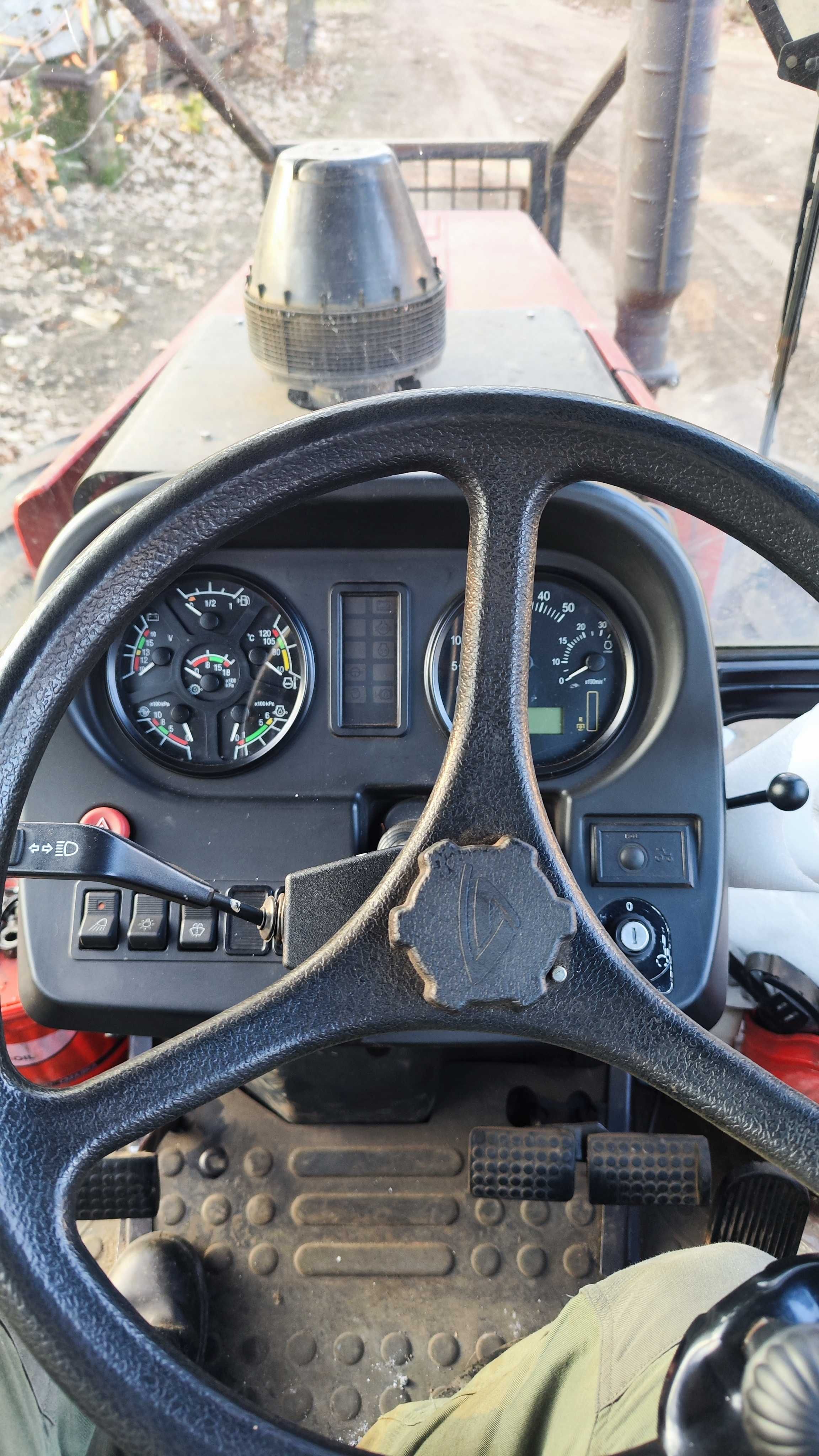 Ciągnik rolniczy MTZ 1221.2