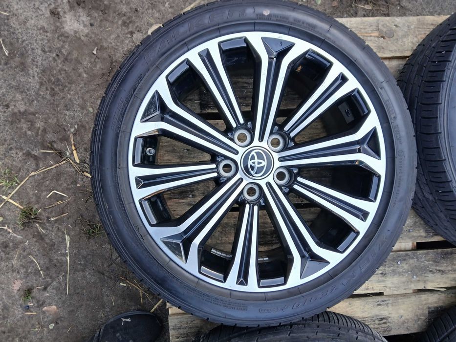 Alufelgi 17 kola lato 21r 5X114.3 Avensis Auris Verso Corolla Camry