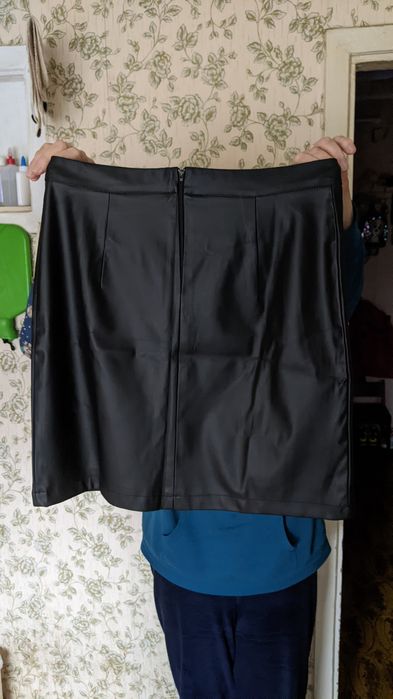 Юбка ЭКО кожа 48