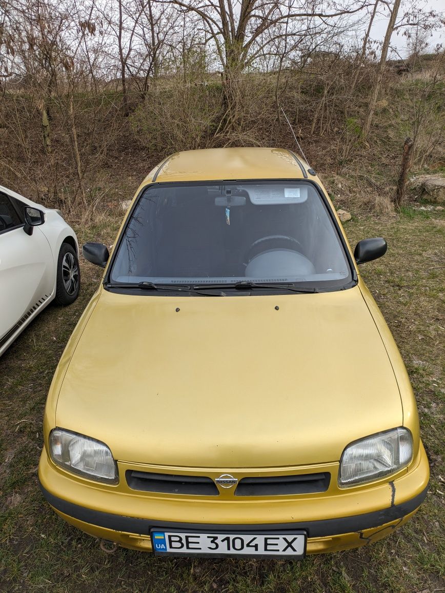 Nissan mikra K11 Ніссан мікра