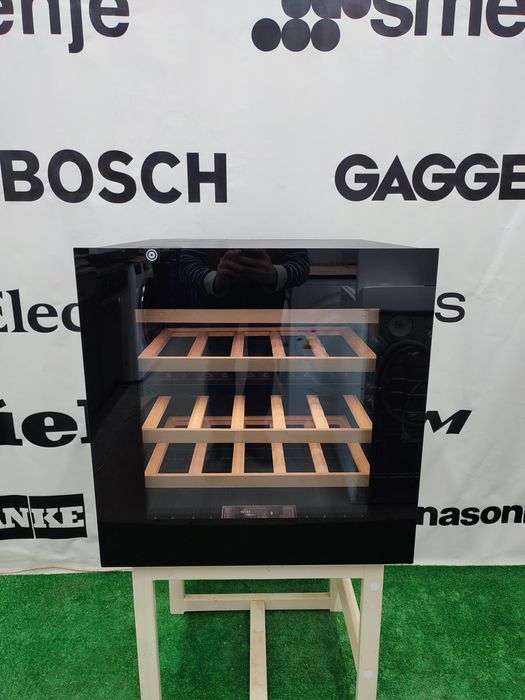 Холодильник для вина під забудову Witt WI6060T-2B26 Франція