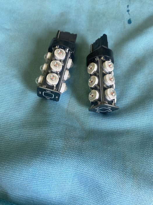 Лампи для жовтих поворотів