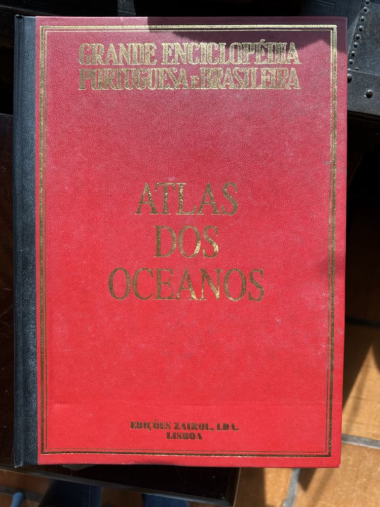 Grande Enciclopédia Portuguesa e Brasileira - Atlas dos Oceanos