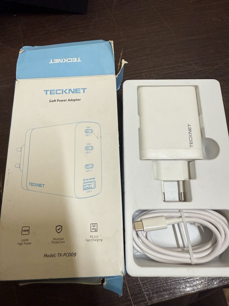 TECKNET szybka Ładowarka USB C 100W, PD 3.0 GaN z kablem 1.5M